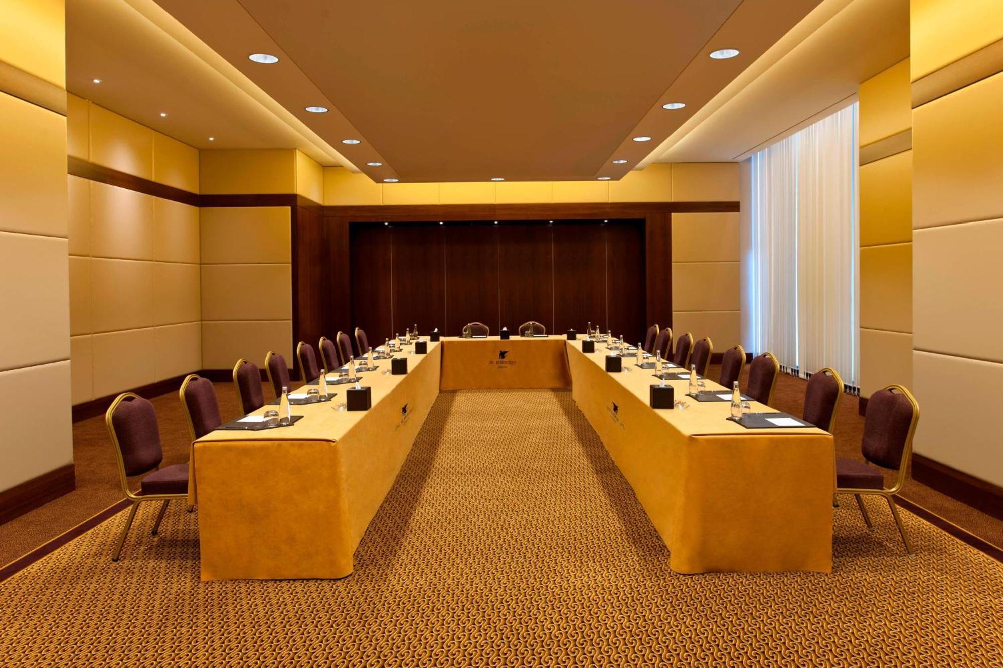Jw Marriott Hotel Ankara Exterior photo