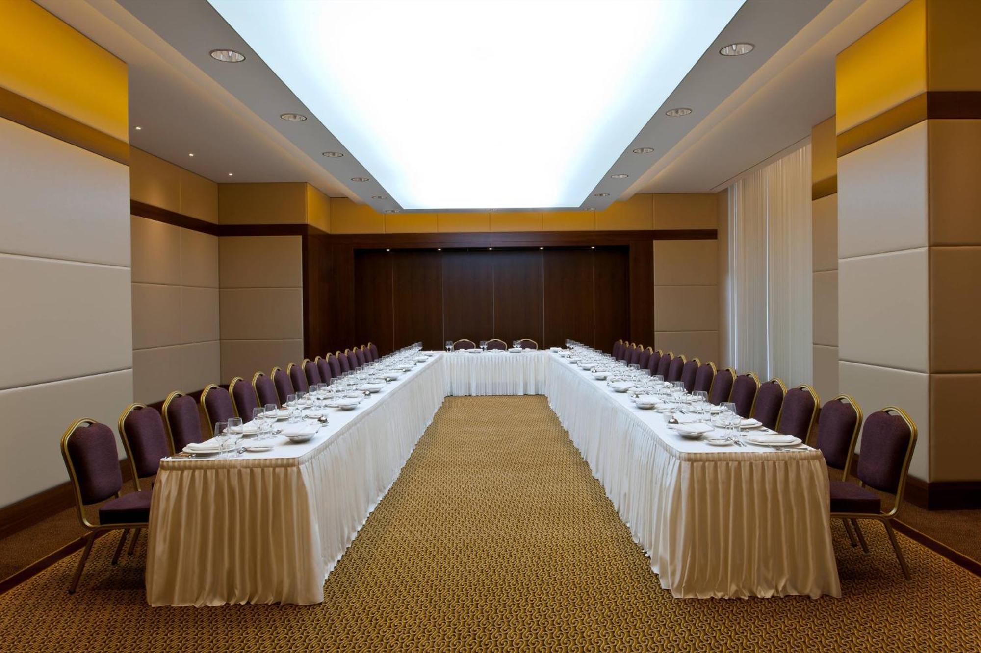 Jw Marriott Hotel Ankara Exterior photo