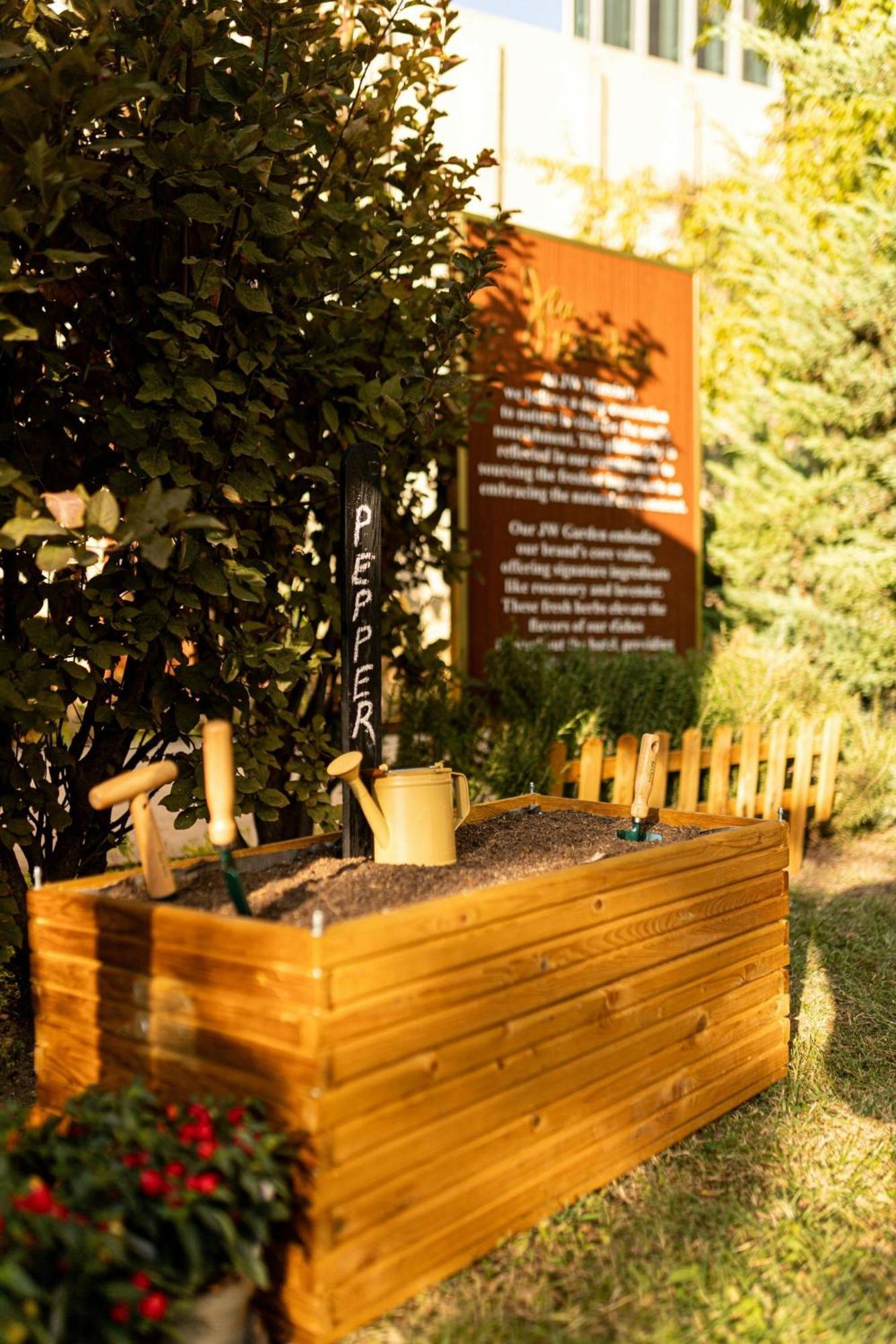 Jw Marriott Hotel Ankara Exterior photo